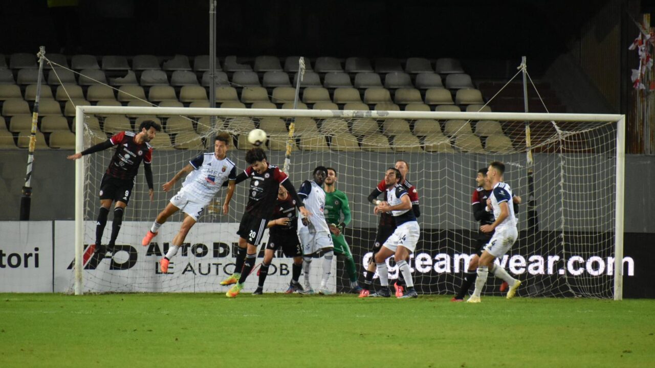 Pari con la Casertana (0-0) che frena la voglia di uscire dal tunnel play-out